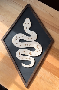 Snake Diamond Sign