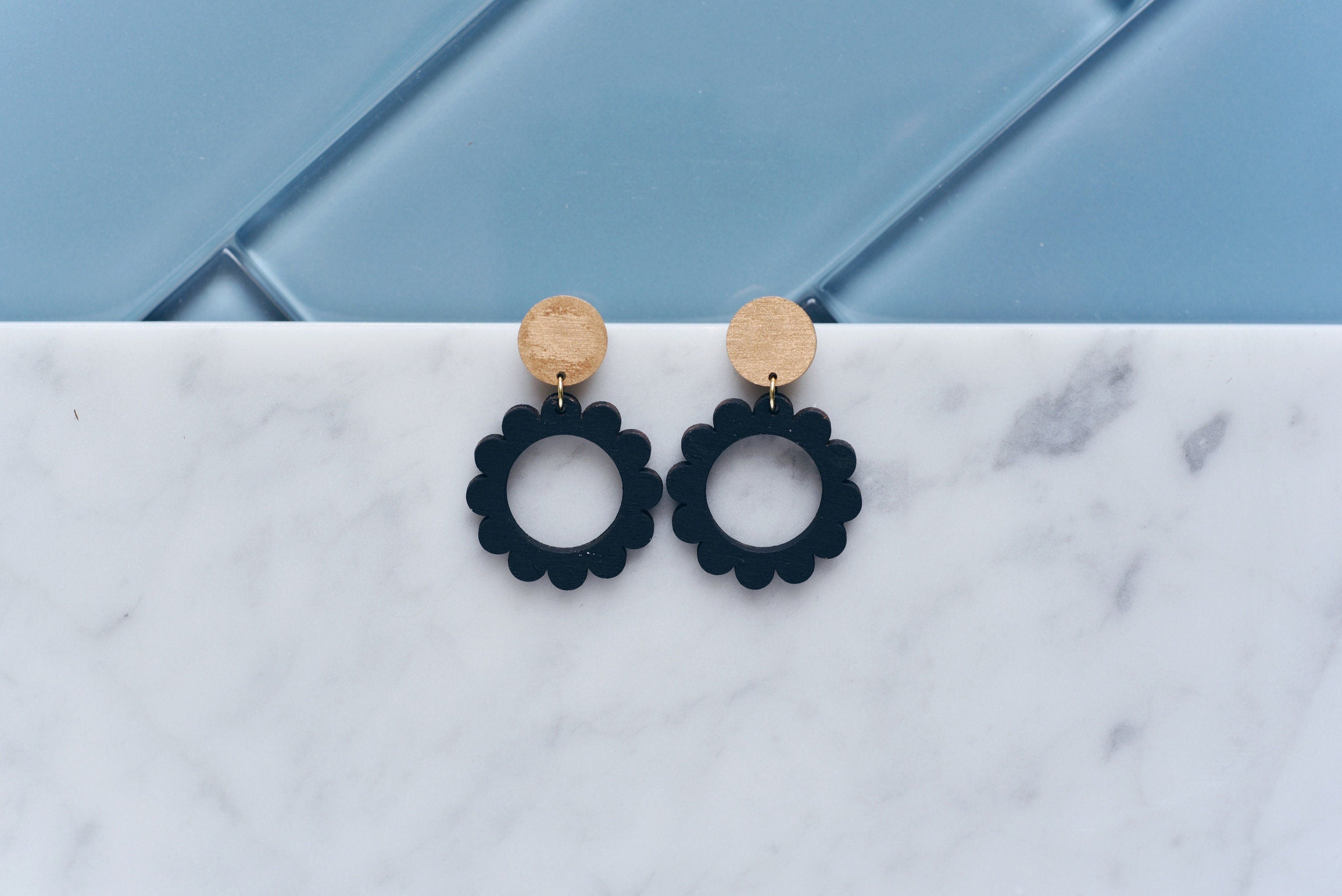 Gold & Black Scalloped Earrings